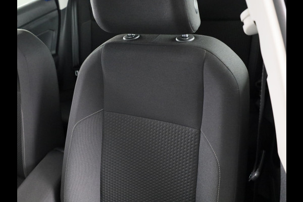 Volkswagen Polo 1.0 TSI Comfortline 95 pk | Navigatie | Parkeersensoren | Adaptieve cruise control | Apple Carplay/Android Auto |