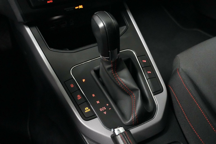 Seat Arona 1.0 TSI FR Sport Automaat | CarPlay | Virtual | Camera | Cruise | Led | Pdc | Sfeer |