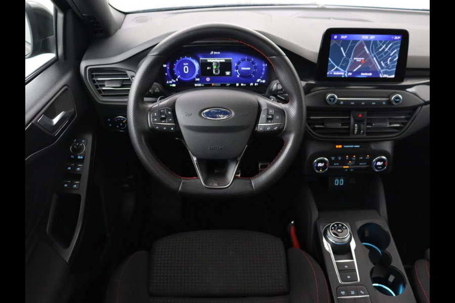Ford Focus 1.5 EcoBoost ST Line X | Panoramadak | Trekhaak | Camera | Carplay | Digital Cockpit | Adaptive cruise | B&O Sound | Navigatie | Climate control | Keyless | Full LED