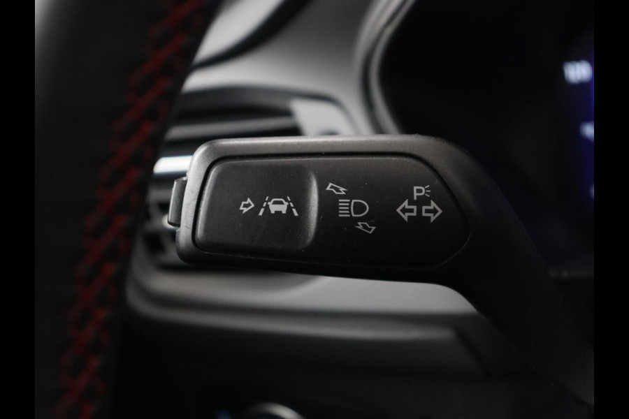 Ford Focus 1.5 EcoBoost ST Line X | Panoramadak | Trekhaak | Camera | Carplay | Digital Cockpit | Adaptive cruise | B&O Sound | Navigatie | Climate control | Keyless | Full LED