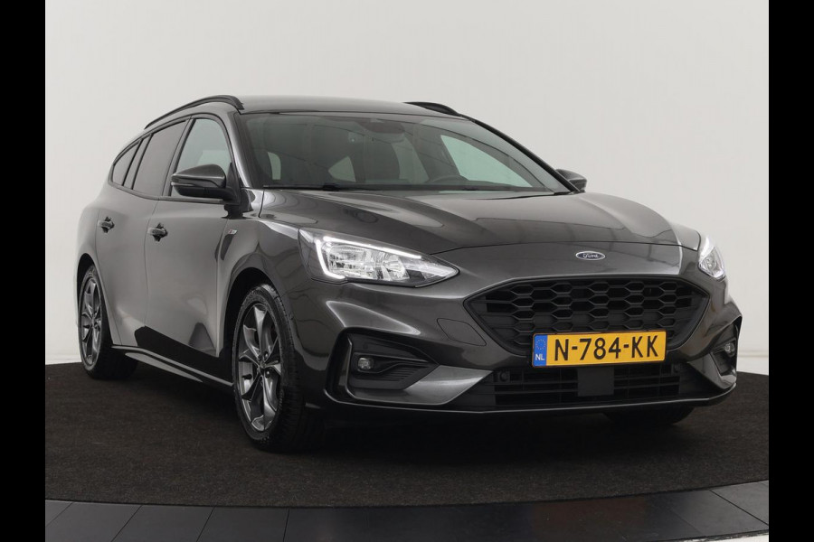 Ford Focus 1.5 EcoBoost ST Line X | Panoramadak | Trekhaak | Camera | Carplay | Digital Cockpit | Adaptive cruise | B&O Sound | Navigatie | Climate control | Keyless | Full LED