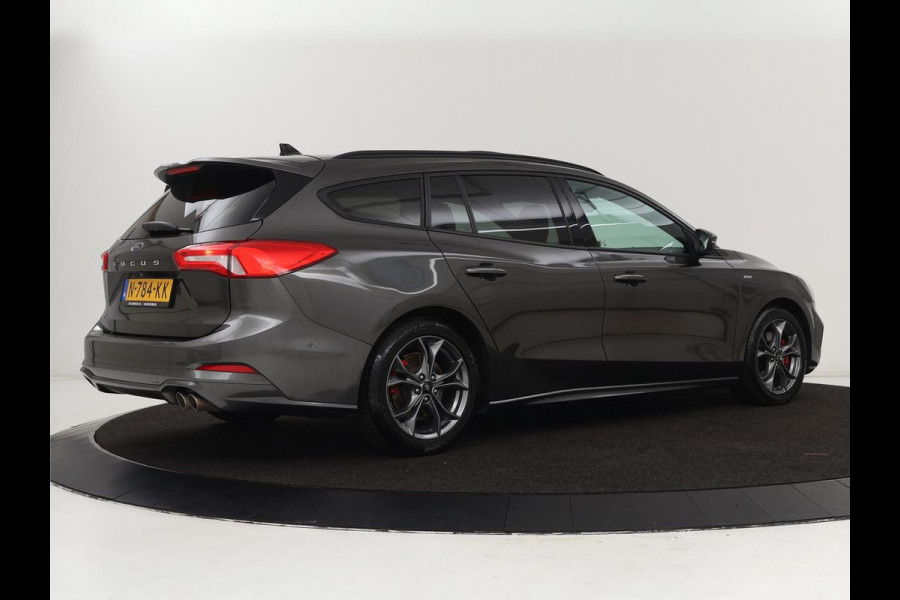 Ford Focus 1.5 EcoBoost ST Line X | Panoramadak | Trekhaak | Camera | Carplay | Digital Cockpit | Adaptive cruise | B&O Sound | Navigatie | Climate control | Keyless | Full LED