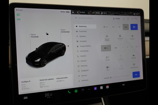 Tesla Model 3 Long Range AWD 75kWh 463PK Trekhaak SOH 88% FSD-3 Computer Premium Audio 4wd AutoPilot Panoramadak Camera's Leer Adaptive-Cruise Stoel en achterbank verwarming Electr.Stoelen+Memory+Easy-Entry WiFi 1.000kg Trekgewicht 1e Eigenaar Org. Nederlandse Auto Garantie op Accu/Motor tot 28-12-2027/192.000km