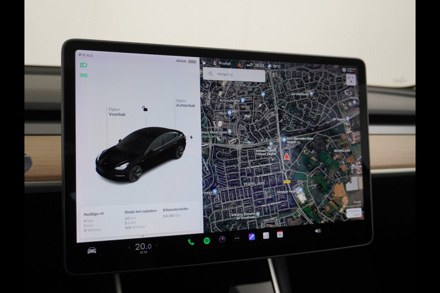 Tesla Model 3 Long Range AWD 75kWh 463PK Trekhaak SOH 88% FSD-3 Computer Premium Audio 4wd AutoPilot Panoramadak Camera's Leer Adaptive-Cruise Stoel en achterbank verwarming Electr.Stoelen+Memory+Easy-Entry WiFi 1.000kg Trekgewicht 1e Eigenaar Org. Nederlandse Auto Garantie op Accu/Motor tot 28-12-2027/192.000km