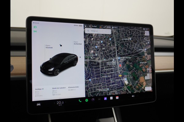 Tesla Model 3 Long Range AWD 75kWh 463PK Trekhaak SOH 88% FSD-3 Computer Premium Audio 4wd AutoPilot Panoramadak Camera's Leer Adaptive-Cruise Stoel en achterbank verwarming Electr.Stoelen+Memory+Easy-Entry WiFi 1.000kg Trekgewicht 1e Eigenaar Org. Nederlandse Auto Garantie op Accu/Motor tot 28-12-2027/192.000km