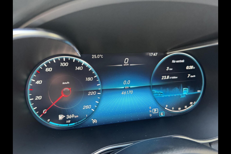 Mercedes-Benz C-Klasse Estate 180 AMG Automaat | Night Pakket | Panoramadak | Stoelverwarming | Achteruitrijcamera | LED verlichting | Apple CarPlay |