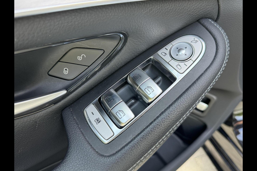 Mercedes-Benz C-Klasse Estate 180 AMG Automaat | Night Pakket | Panoramadak | Stoelverwarming | Achteruitrijcamera | LED verlichting | Apple CarPlay |