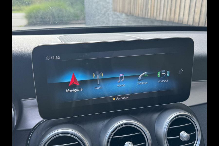 Mercedes-Benz C-Klasse Estate 180 AMG Automaat | Night Pakket | Panoramadak | Stoelverwarming | Achteruitrijcamera | LED verlichting | Apple CarPlay |