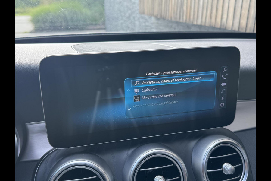 Mercedes-Benz C-Klasse Estate 180 AMG Automaat | Night Pakket | Panoramadak | Stoelverwarming | Achteruitrijcamera | LED verlichting | Apple CarPlay |