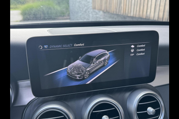 Mercedes-Benz C-Klasse Estate 180 AMG Automaat | Night Pakket | Panoramadak | Stoelverwarming | Achteruitrijcamera | LED verlichting | Apple CarPlay |