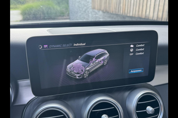 Mercedes-Benz C-Klasse Estate 180 AMG Automaat | Night Pakket | Panoramadak | Stoelverwarming | Achteruitrijcamera | LED verlichting | Apple CarPlay |