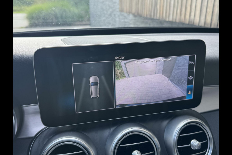 Mercedes-Benz C-Klasse Estate 180 AMG Automaat | Night Pakket | Panoramadak | Stoelverwarming | Achteruitrijcamera | LED verlichting | Apple CarPlay |