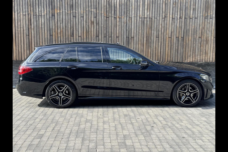Mercedes-Benz C-Klasse Estate 180 AMG Automaat | Night Pakket | Panoramadak | Stoelverwarming | Achteruitrijcamera | LED verlichting | Apple CarPlay |