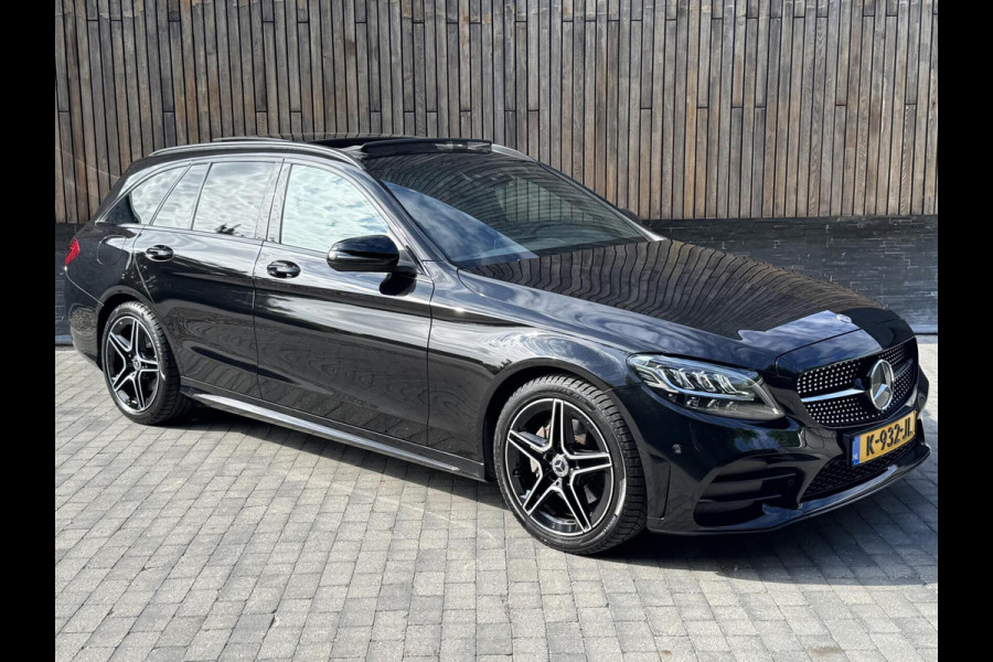 Mercedes-Benz C-Klasse Estate 180 AMG Automaat | Night Pakket | Panoramadak | Stoelverwarming | Achteruitrijcamera | LED verlichting | Apple CarPlay |