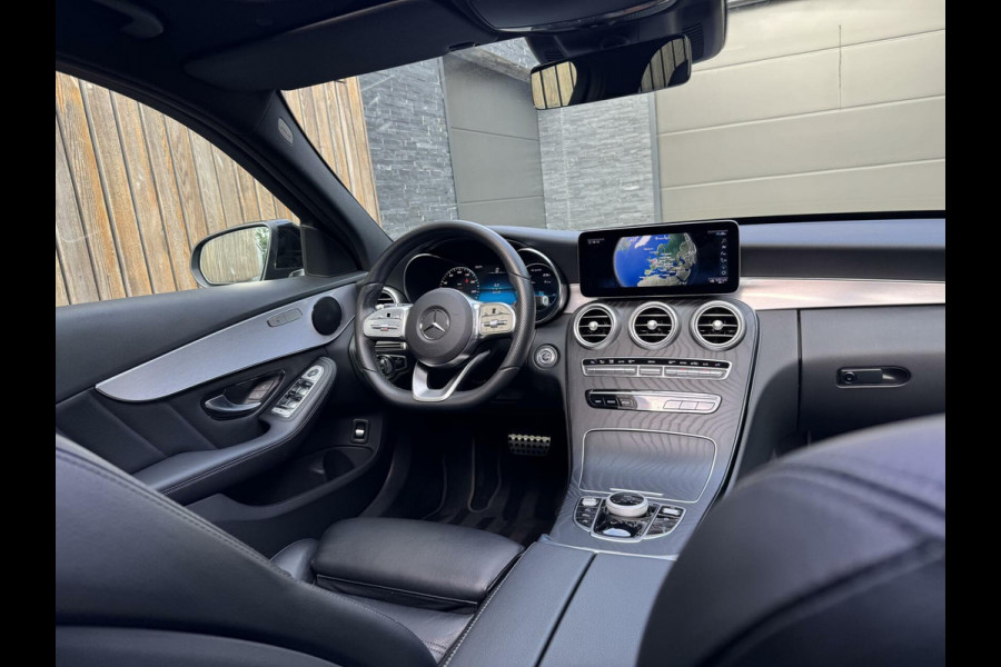 Mercedes-Benz C-Klasse Estate 180 AMG Automaat | Night Pakket | Panoramadak | Stoelverwarming | Achteruitrijcamera | LED verlichting | Apple CarPlay |