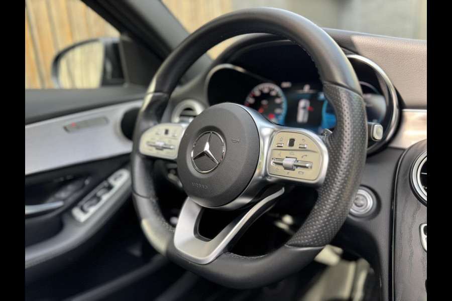 Mercedes-Benz C-Klasse Estate 180 AMG Automaat | Night Pakket | Panoramadak | Stoelverwarming | Achteruitrijcamera | LED verlichting | Apple CarPlay |