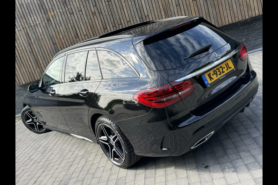 Mercedes-Benz C-Klasse Estate 180 AMG Automaat | Night Pakket | Panoramadak | Stoelverwarming | Achteruitrijcamera | LED verlichting | Apple CarPlay |