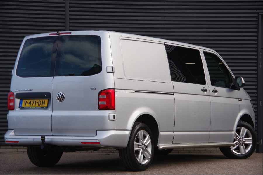 Volkswagen Transporter 2.0 TDI L2 Highline 3-ZITS, TREKHAAK, CAMERA, CRUISE, AIRCO, CARPLAY, AIRCO, BLUETOOTH, NL AUTO, NAP