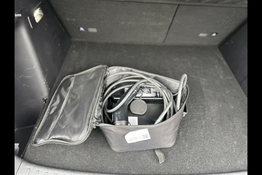BYD ATTO 3 Design COMPLETE AUTO | RIJKLAAR INCL. FABR. GARANTIE T/M 2029 | AANDRIJFLIJN EN ACCU ZELFS T/M 2031