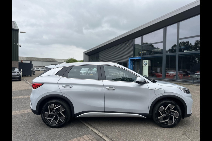 BYD ATTO 3 Design COMPLETE AUTO | RIJKLAAR INCL. FABR. GARANTIE T/M 2029 | AANDRIJFLIJN EN ACCU ZELFS T/M 2031