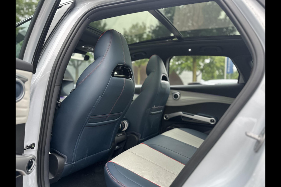 BYD ATTO 3 Design COMPLETE AUTO | RIJKLAAR INCL. FABR. GARANTIE T/M 2029 | AANDRIJFLIJN EN ACCU ZELFS T/M 2031