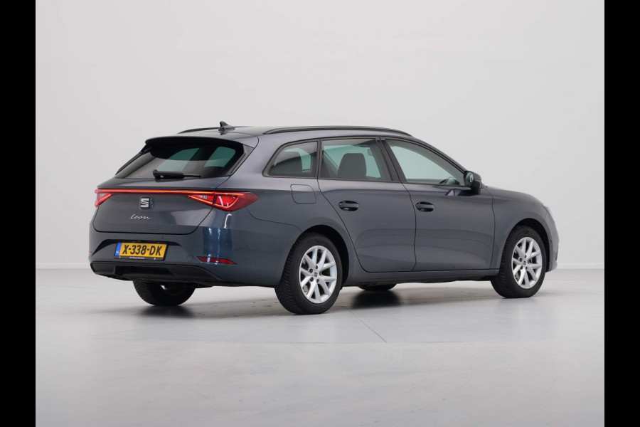 Seat Leon Sportstourer 1.0 eTSI 110pk DSG Style Business Intense Navigatie Wegkl. trekhaak Camera Acc 35