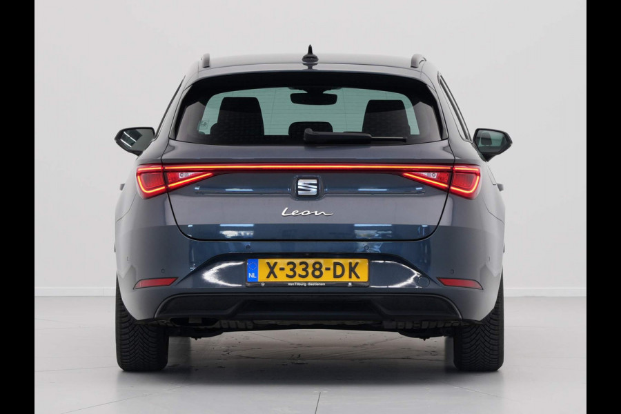 Seat Leon Sportstourer 1.0 eTSI 110pk DSG Style Business Intense Navigatie Wegkl. trekhaak Camera Acc 35