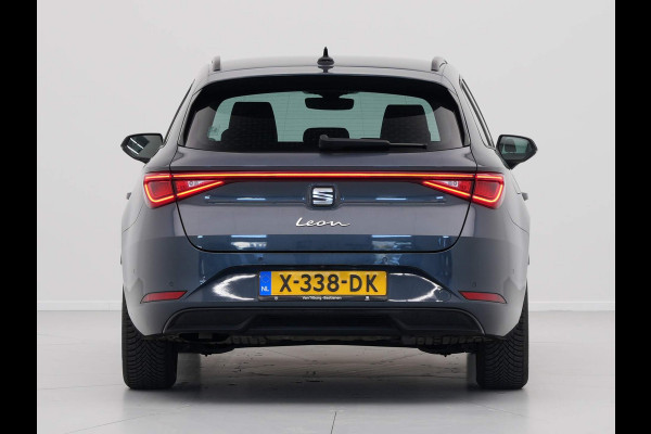 Seat Leon Sportstourer 1.0 eTSI 110pk DSG Style Business Intense Navigatie Wegkl. trekhaak Camera Acc 35