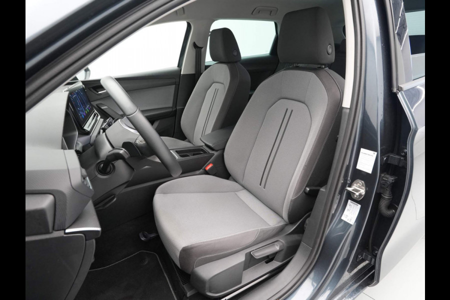 Seat Leon Sportstourer 1.0 eTSI 110pk DSG Style Business Intense Navigatie Wegkl. trekhaak Camera Acc 35