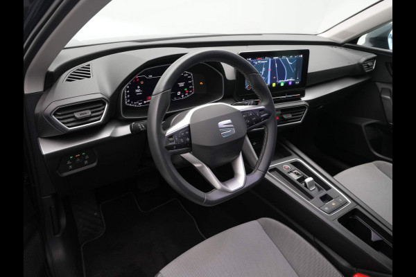 Seat Leon Sportstourer 1.0 eTSI 110pk DSG Style Business Intense Navigatie Wegkl. trekhaak Camera Acc 35