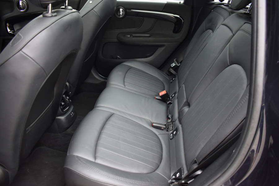 MINI Countryman 2.0 /192pk Cooper S Automaat / Navi / HU display / Keyless / 19" LM / Pano dak