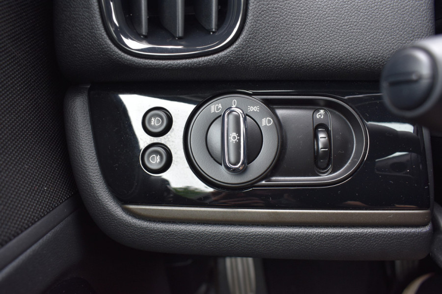 MINI Countryman 2.0 /192pk Cooper S Automaat / Navi / HU display / Keyless / 19" LM / Pano dak