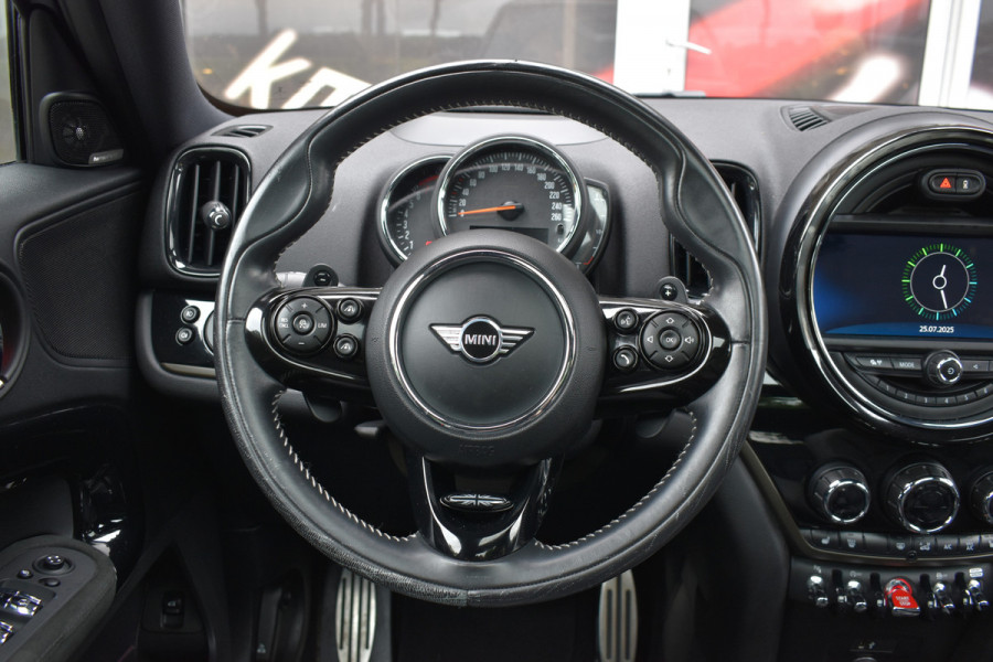 MINI Countryman 2.0 /192pk Cooper S Automaat / Navi / HU display / Keyless / 19" LM / Pano dak