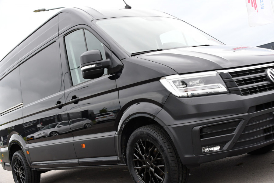Volkswagen Crafter 35 2.0 TDI L3H3 Black Edition Cruise, Camera, Carplay, 177PK, Automaat, Sensoren, Multimedia, LED, Trekhaak, Uniek!