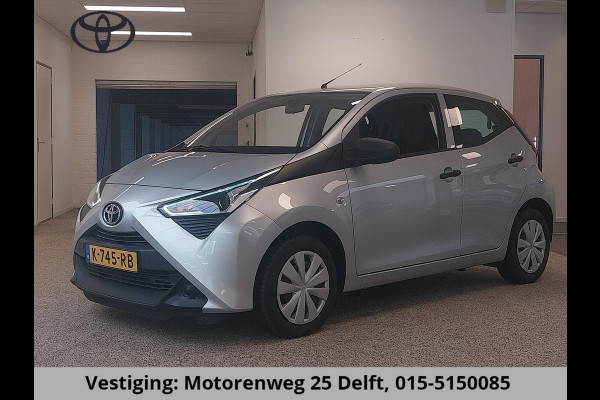 Toyota Aygo 1.0 VVT-i X SILVERLINE FUN CARPLAY NAVI AIRCO.5 DRS .GARANTIE TOT 2031 !