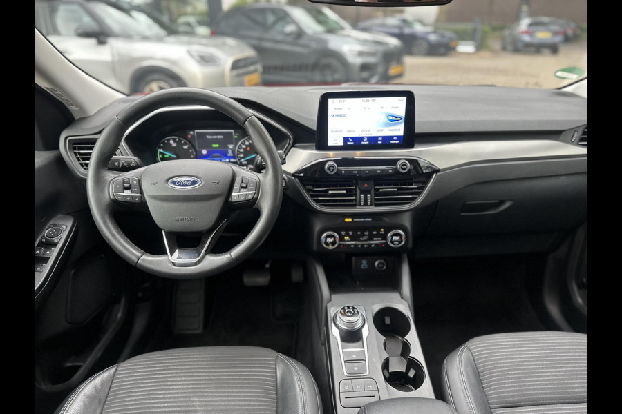 Ford Kuga 2.5 Titanium X PHEV Plug-In Hybrid Camera | B&O Audio | Stoel- & Stuurverwarming | Elektrische Kofferbak | Rijklaar met 12 mnd BOVAG Garantie