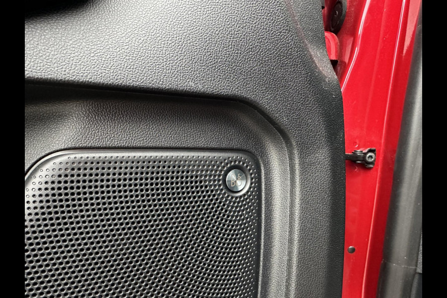 Ford Kuga 2.5 Titanium X PHEV Plug-In Hybrid Camera | B&O Audio | Stoel- & Stuurverwarming | Elektrische Kofferbak | Rijklaar met 12 mnd BOVAG Garantie