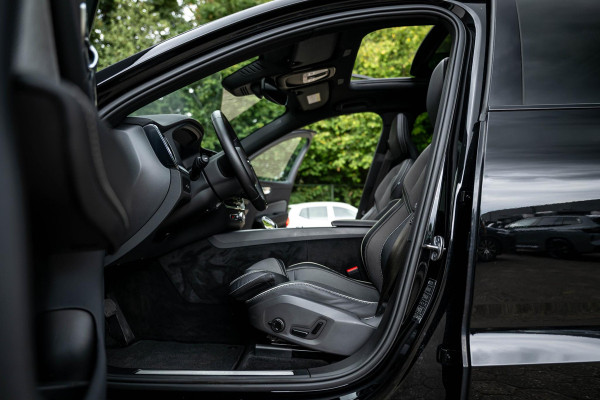 Volvo XC60 2.0 T6 Ultimate AWD Black Edition 398pk LONG RANGE