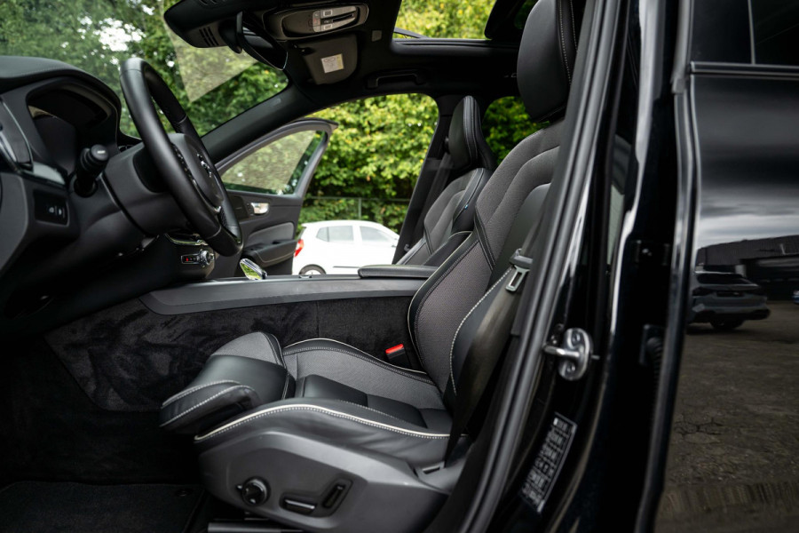 Volvo XC60 2.0 T6 Ultimate AWD Black Edition 398pk LONG RANGE