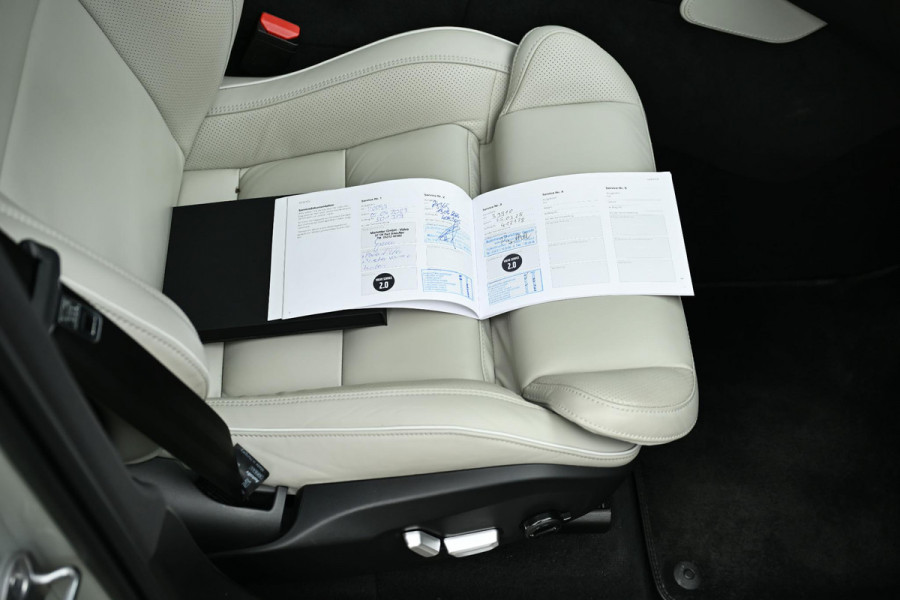 Volvo XC90 2.0 T8 Recharge AWD R-Design 455pk LONG RANGE