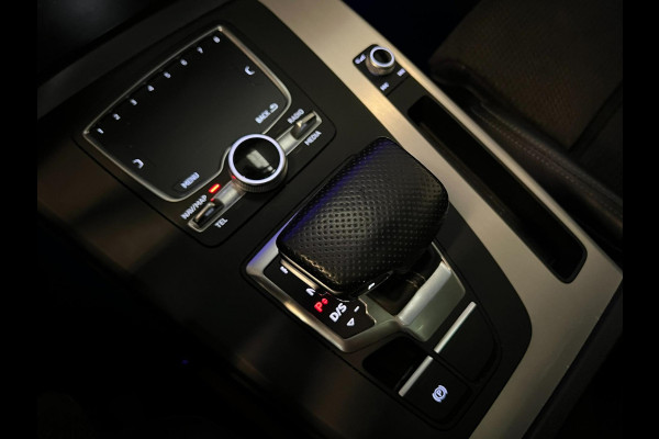 Audi Q5 2.0 TFSI Quattro / S Line / Pano / NL-auto / Virtual