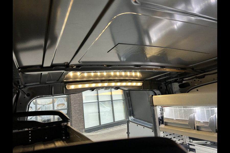 Mercedes-Benz Vito 114 CDI Lang Sortimo / Automaat / Trekhaak / Navigatie / Camera / Cruise control / Airco / LMV