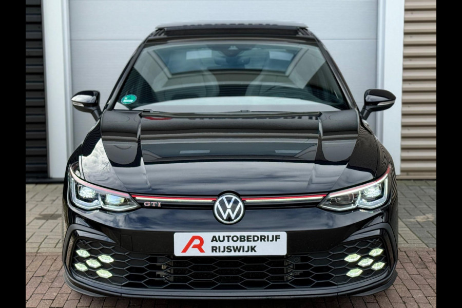 Volkswagen Golf 2.0 TSI GTI Pano/Matrix/Camera/BTW!