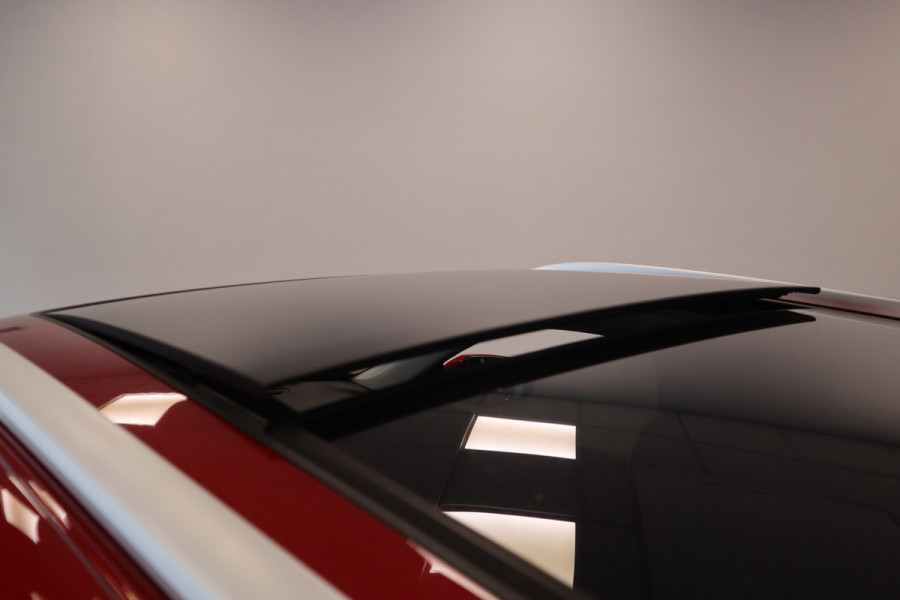 MG EHS 1.5 TGDI Luxury Panoramadak PDC