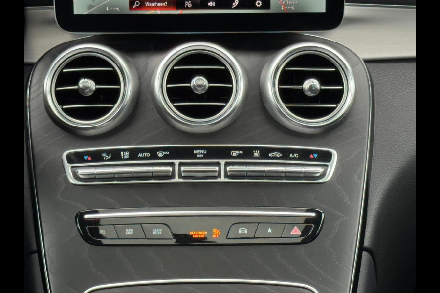 Mercedes-Benz GLC Coupé 300e 4MATIC Business Solution AMG, schuifdak, eerste eigenaar, NL auto met nap