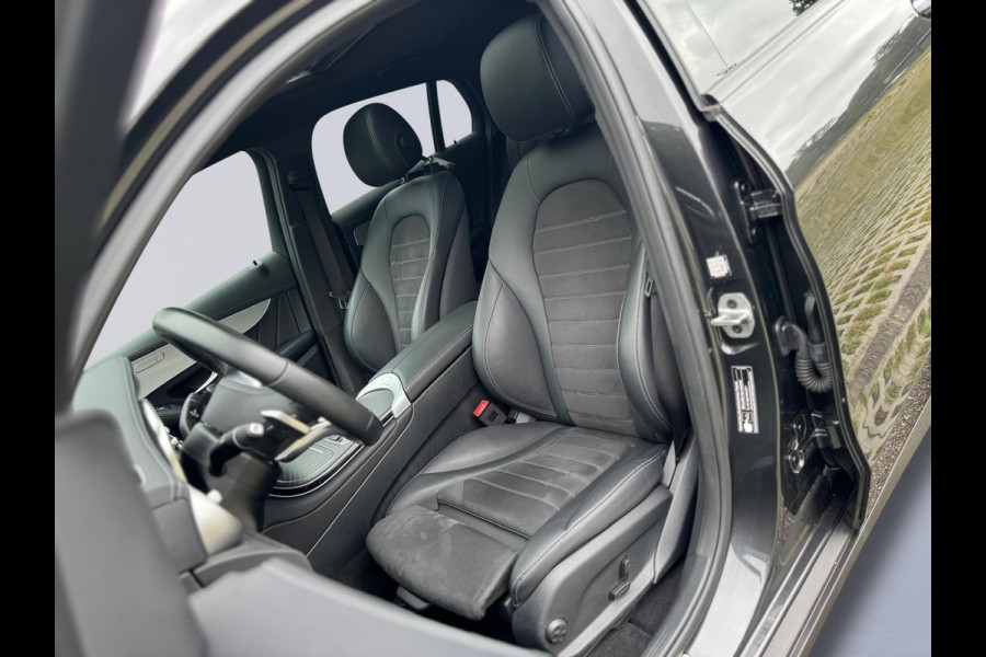 Mercedes-Benz GLC Coupé 300e 4MATIC Business Solution AMG, schuifdak, eerste eigenaar, NL auto met nap
