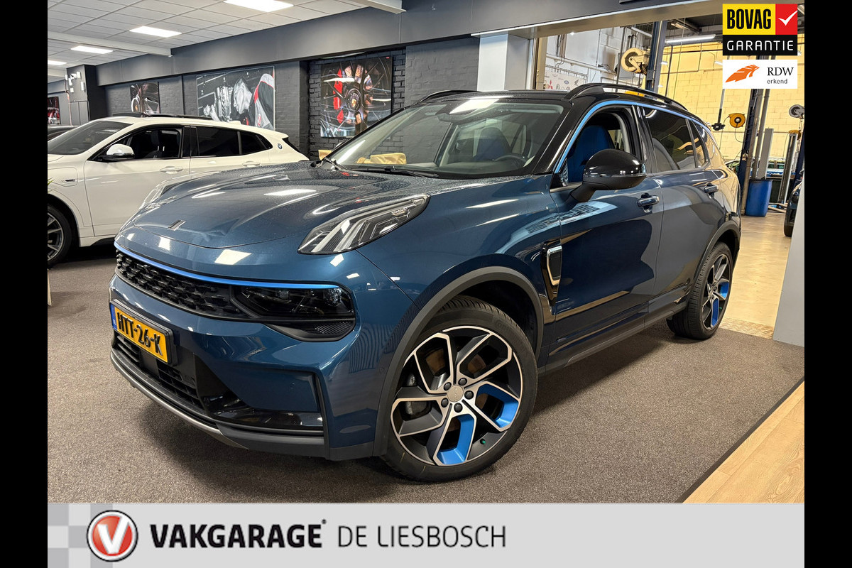 Lynk & Co 01 1.5 / pano / 360 camera / model 2023 / Infinity / navi / stoelverwarming