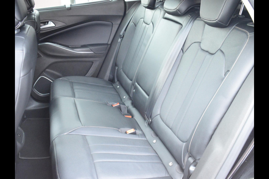 Opel Grandland X 1.6 Turbo Hybrid4 Innovation 300PK 360 CAMERA | TREKHAAK | LEREN BEKLEDING | NAVI & CARPLAY |