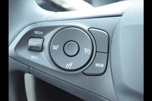 Opel Corsa Electric 50 kWh 3 FASE | ACHTERUITRIJCAMERA MET SENSOREN | CARPLAY | E.C.C. |