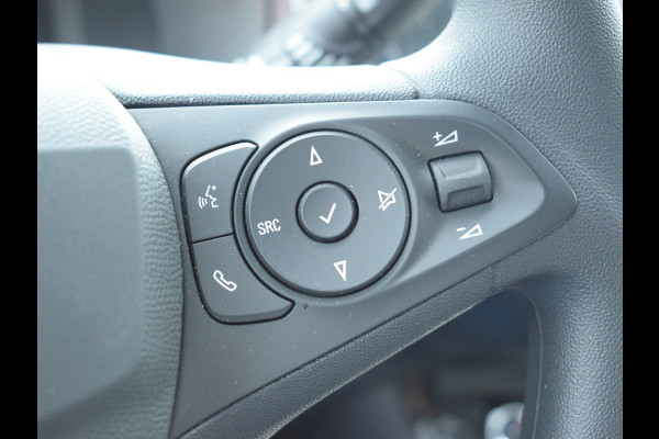 Opel Corsa Electric 50 kWh 3 FASE | ACHTERUITRIJCAMERA MET SENSOREN | CARPLAY | E.C.C. |